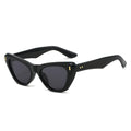 Cat eye sunglasses simple and fashionable sunglasses for women