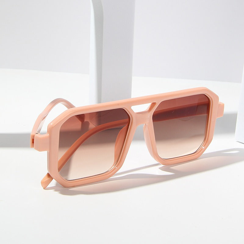Retro double beam sunglasses, European and American new personalized small frame sunglasses, fashionable retro square minimalist sunglasses trend