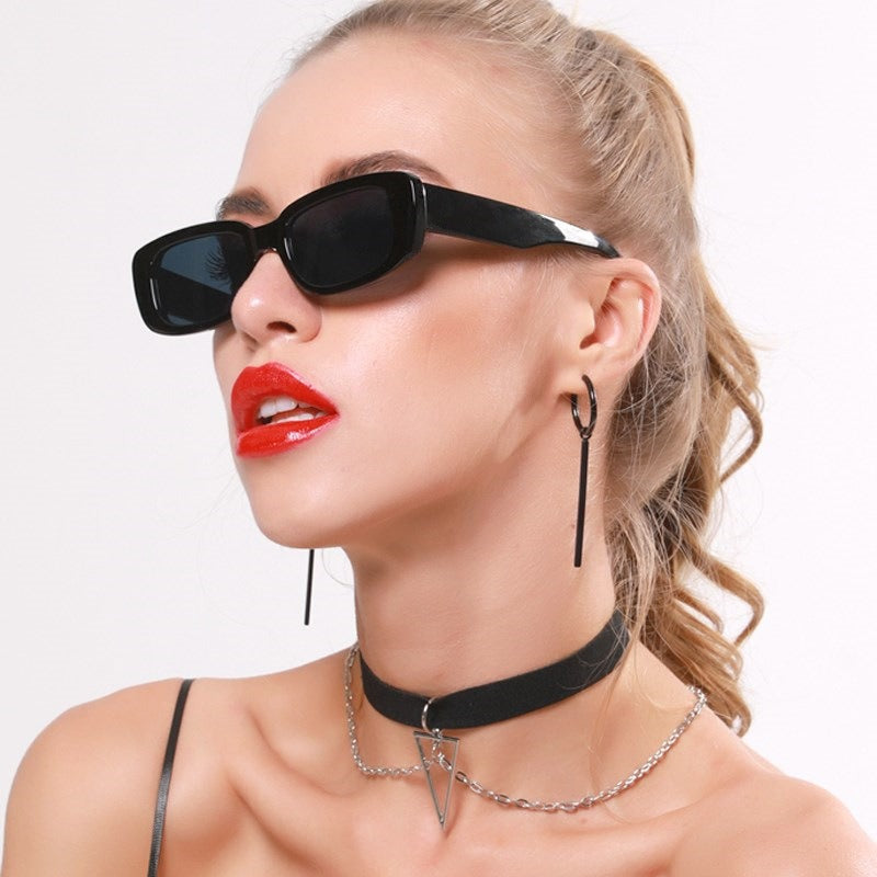 Fashionable women's sunglasses with small boxes, personalized men's sunglasses, sun protection and UV protection glasses