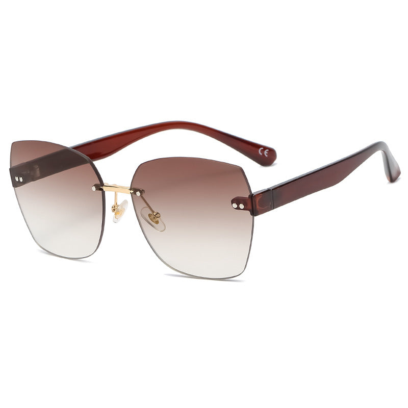 New Style Fashionable Large Frame Cut Edge Sunglasses Street Photography Trend Color Sunglasses Wear Glasses