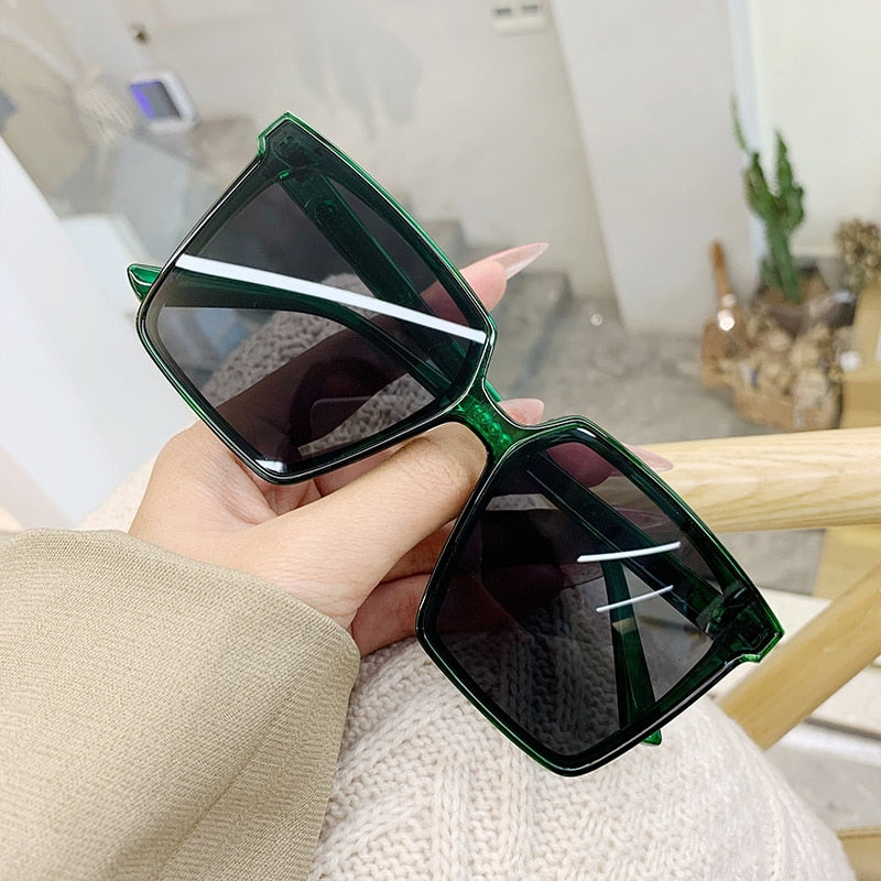 New Vintage Square Oversized Sunglasses Women Men Brand Designer Transparent Gradient Sun Glasses Big Frame Eyewear UV400