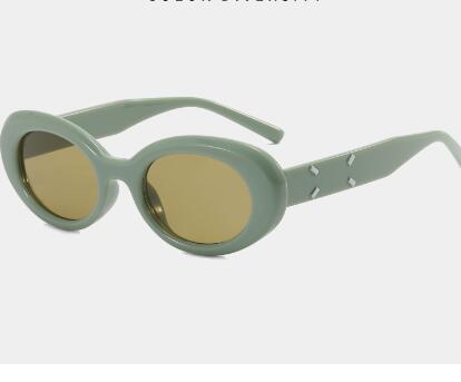 Women's trendy sunglasses fashionable cat eye sunshade