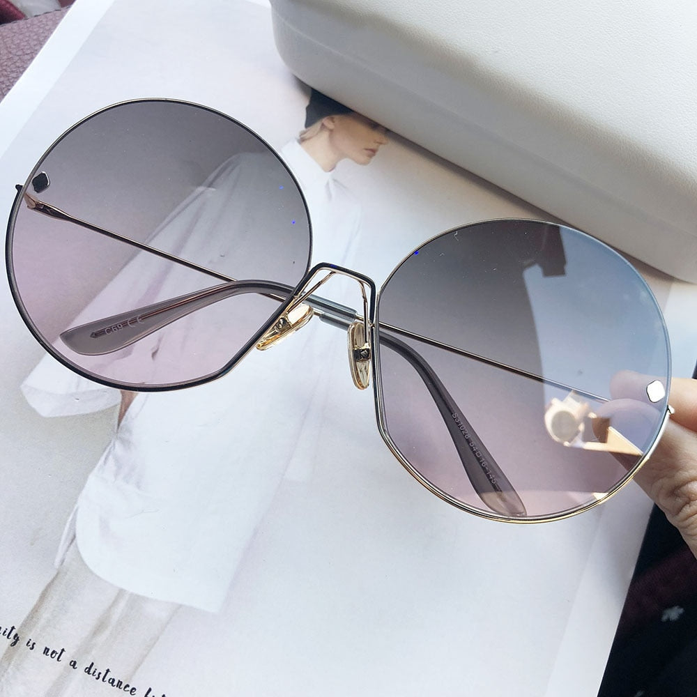Female Sunglasses Brand Designer Sunglasses Plus Sun Glasses Fashion Women Luxury Decoration Classic Eyewear UV400