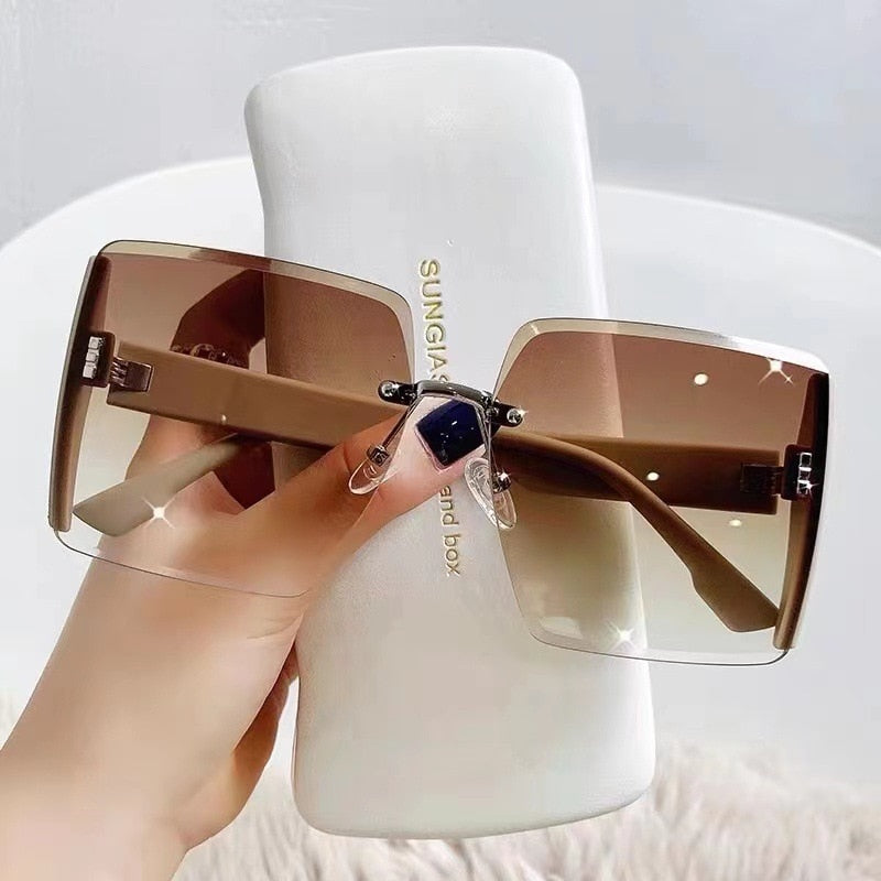 Sunglasses Beach Popular Fashion Shades Trendy Men Women Eyewear High Quality Hot Brand Designer