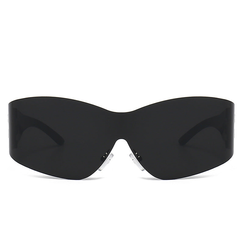 Fashionable Lightweight Oversized Sunglasses for Men, UV Protection, Stylish Frame, Ideal for Driving, Sports, and Cycling