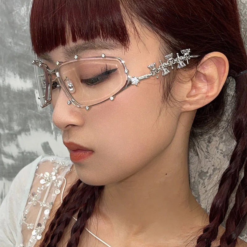 Diamond studded eyeglass frame, fashionable with diamond shaped flat mirror, internet famous street photography, large frame eyeglass frame