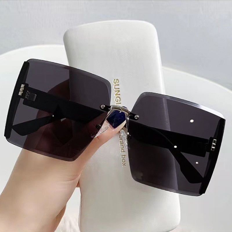 Sunglasses Beach Popular Fashion Shades Trendy Men Women Eyewear High Quality Hot Brand Designer