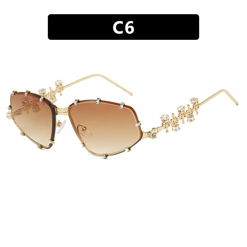 Diamond studded eyeglass frame, fashionable with diamond shaped flat mirror, internet famous street photography, large frame eyeglass frame