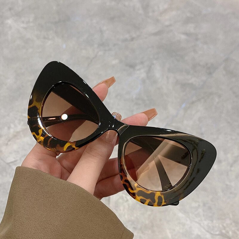 New Design Butterfly Shape Cat Eye Sunglasses Colorful Trendy Fashion Female Eyewear Vintage Personalized Shades for Ladies