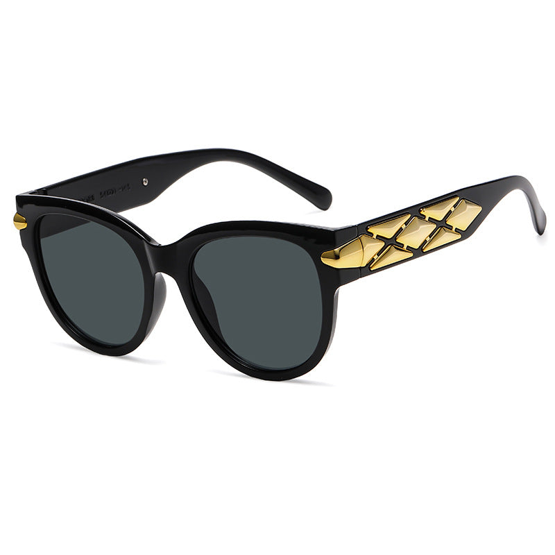 Large frame cat eye sunglasses, new fashionable and personalized sunglasses, photo sunglasses