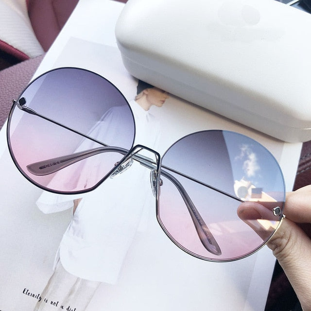 Female Sunglasses Brand Designer Sunglasses Plus Sun Glasses Fashion Women Luxury Decoration Classic Eyewear UV400